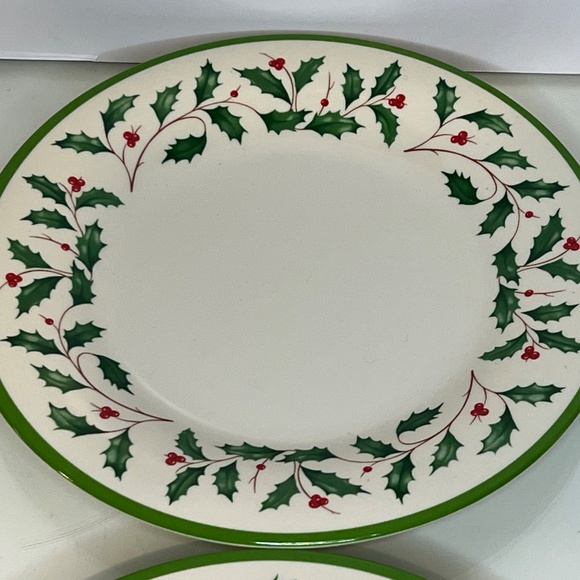 Lenox Holiday Melamine Accent Plates, Set of 4, 8 Inch, New - Picture 7 of 13